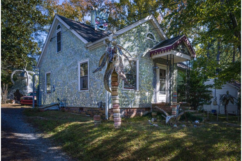 B00093293FR1729693860MosaicHouse